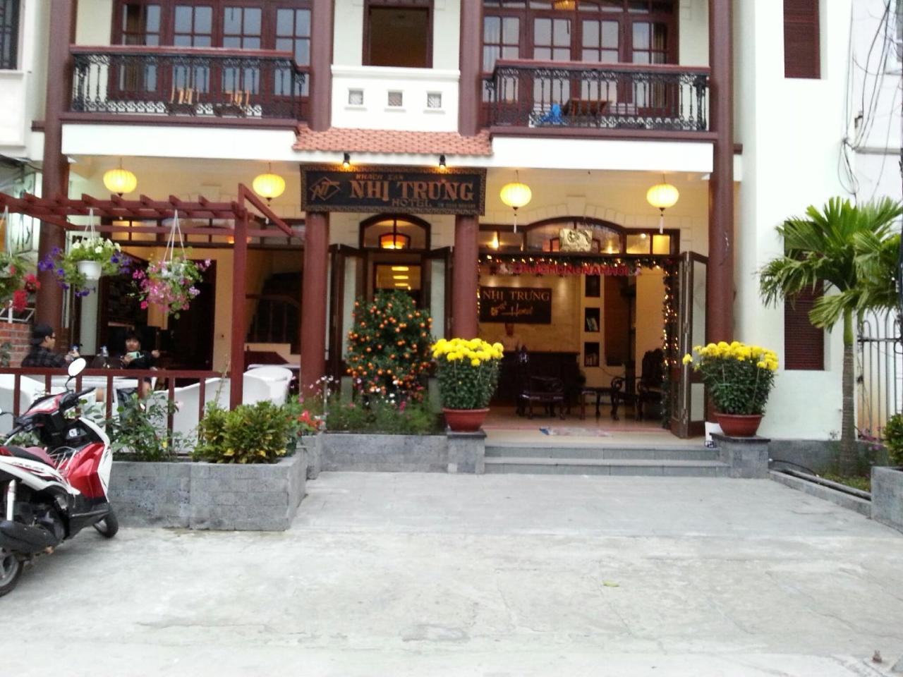 Nhi Trung Hotel 会安 外观 照片